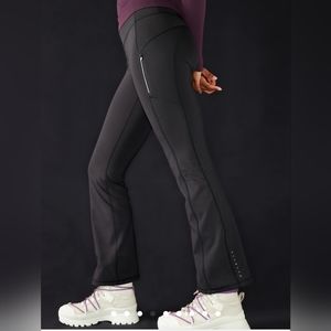 Athleta Rainier Bootcut Pant (XL)